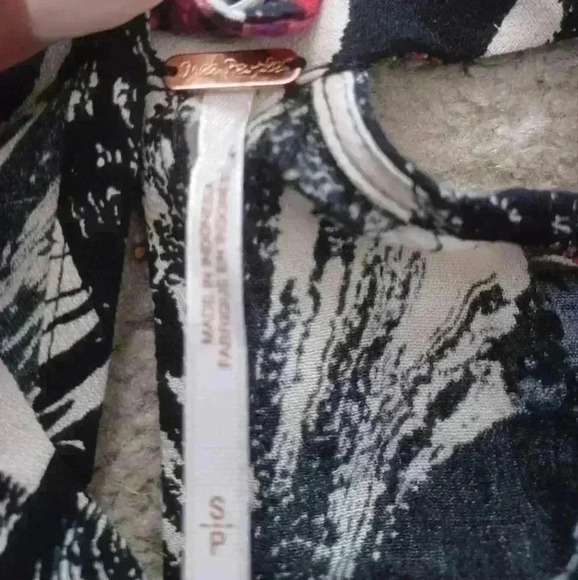 Free People Womens Drift Away Black Print Cold Shoulder Tunic Dress/ Top S - Picture 10 of 15